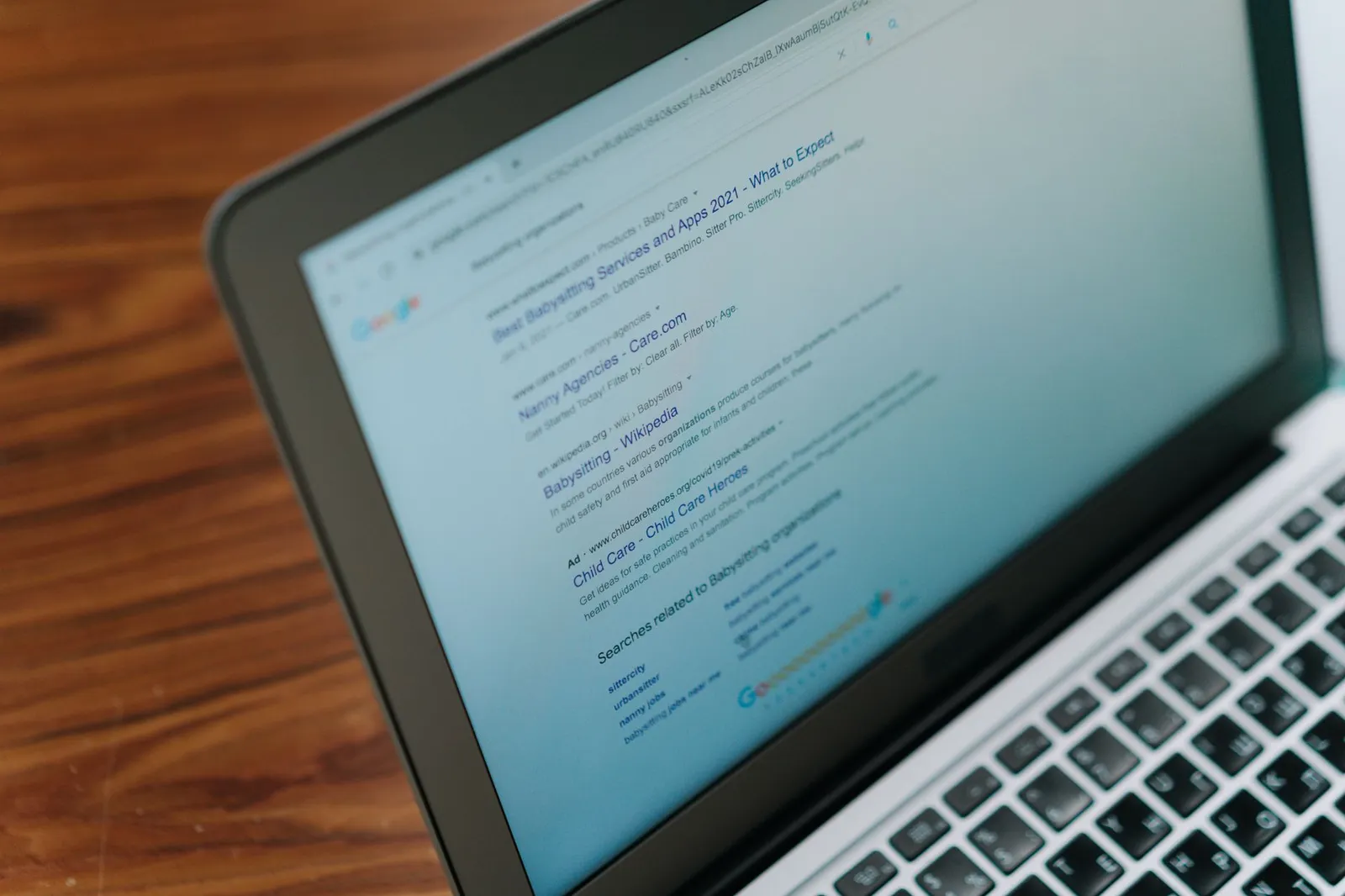 SEO Thời AI Mode: Google Đã Có Hơn 1 Tỷ Người Dùng Hỏi Đáp Bằng AI — 7 Việc SME Cần Làm Ngay